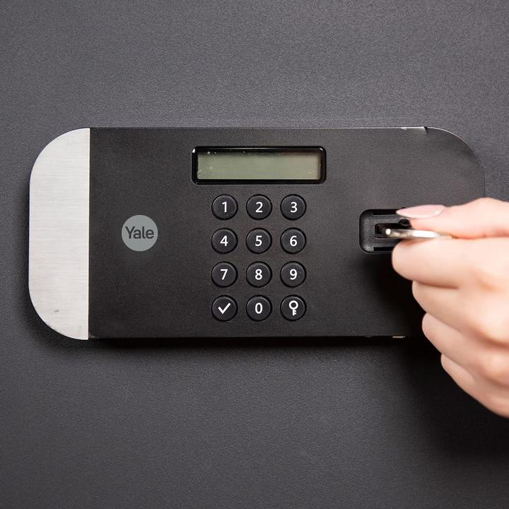 Image du produit Yale Un ordinateur portable sûr (24.80 l)
