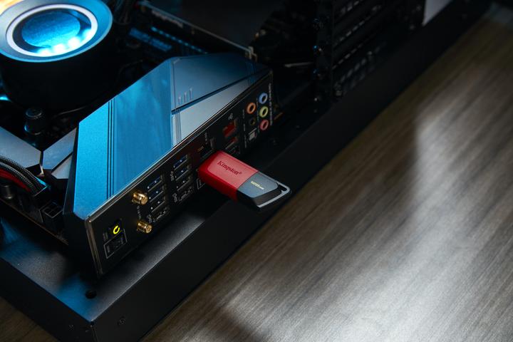 Image du produit Kingston DataTraveler Exodia M (128 Go, USB-A, USB 3.2)