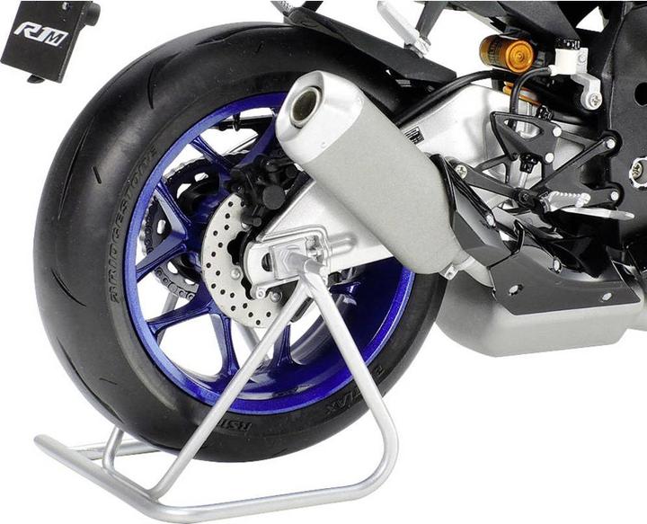 Actual product image Tamiya Yamaha YZF-R1M