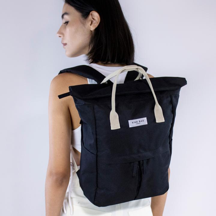 Produktbild Kind Bag Medium Backpack Pebble Black (389 l)