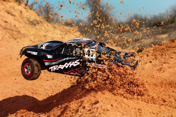Image du produit Traxxas Slash (RTR Prêt à fonctionner)