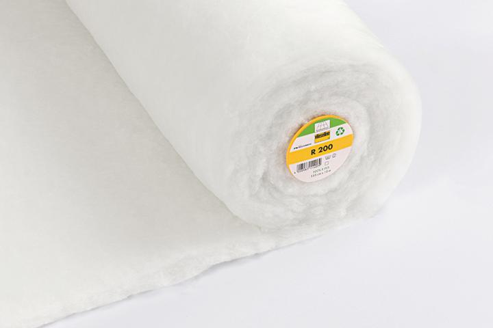 Image du produit Vlieseline R 200 - Non-tissé volumique, 155 cm, vendu au mètre, 100 % PES recyclé