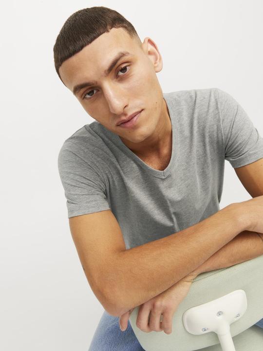 Produktbild Jack & Jones Jjebasic V-Neck Tee S/S Noos (XS)