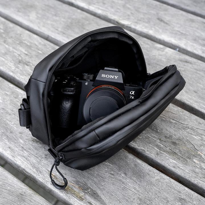 Actual product image Wandrd Tech Bag Large Vers. 2.0 (Camera shoulder bag, 2.50 l)