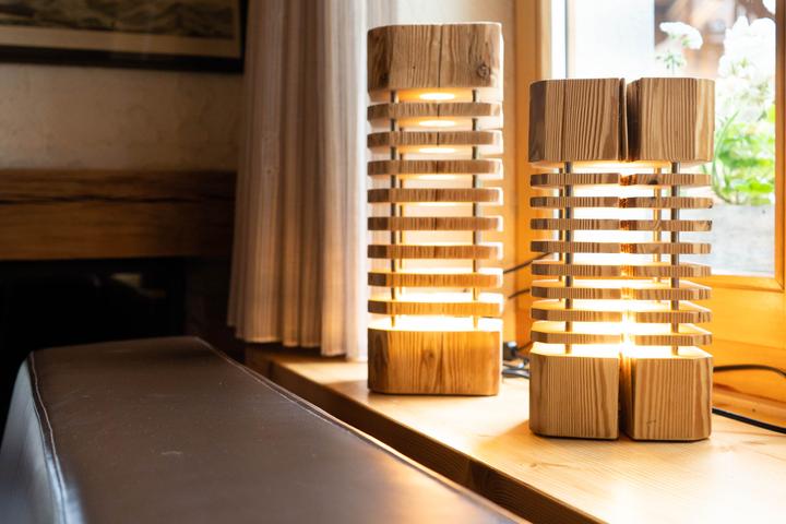 Actual product image kln.swiss Reclaimed wood lamp Stratum S 400 (400 lm)