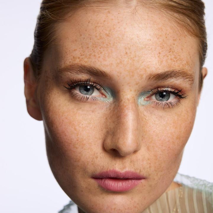 Produktbild Catrice Aloe Vera Eyeshadow Stick (080 Ocean Depths)