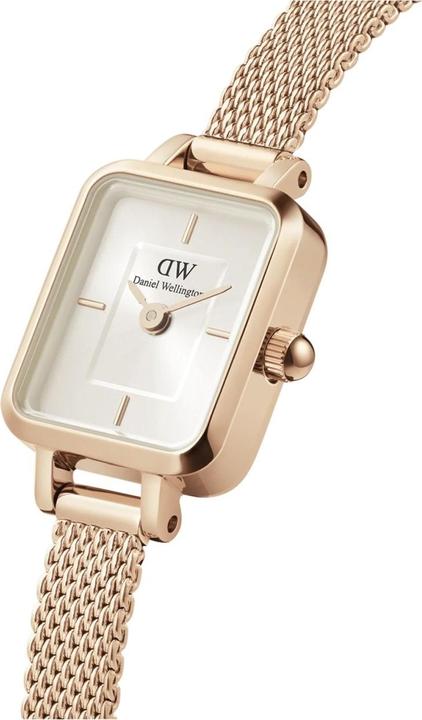 Actual product image Daniel Wellington Quadro Mini Melrose Champagne Rose Gold (Analogue wristwatch, 154 mm)
