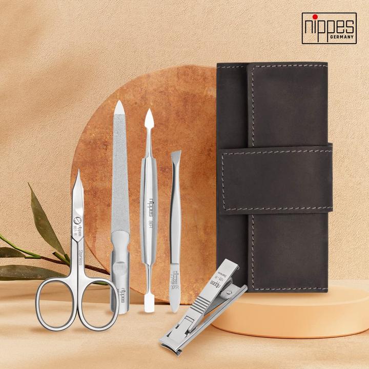 Actual product image Nippes Manicure set Tabard