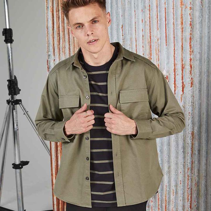 Actual product image Front Row Shirt jacket (XL)