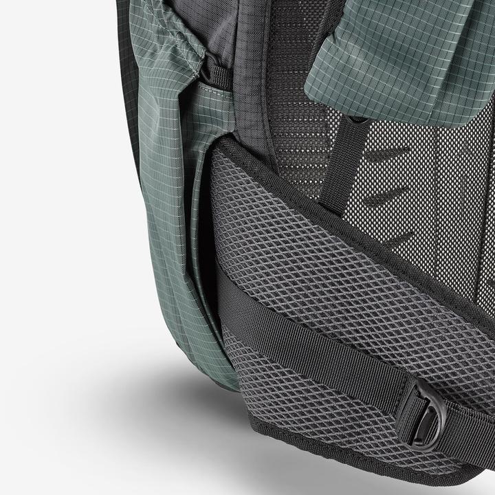 Actual product image Quechua MH500 (22 l)