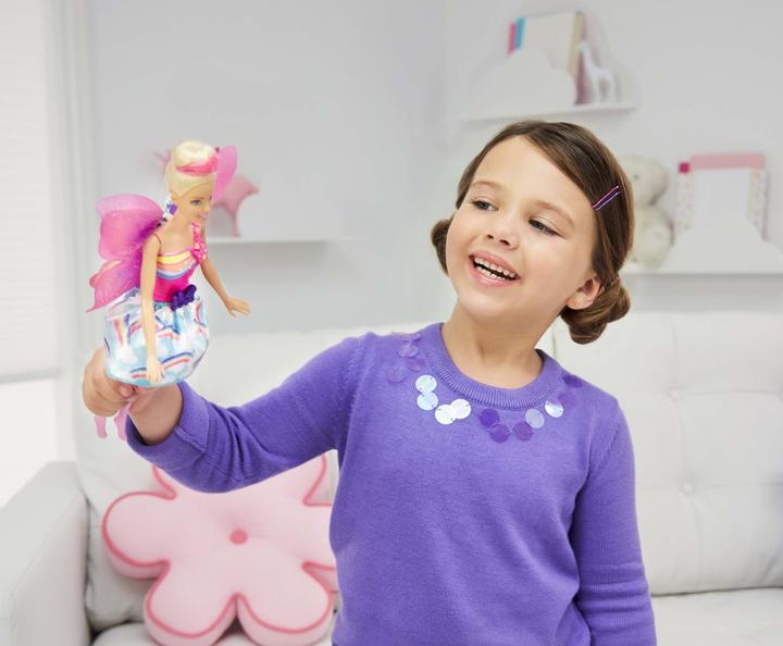 Image du produit Barbie Dreamtopia Royaume Arc-en-ciel Poupée magique fée des ailes (blonde)