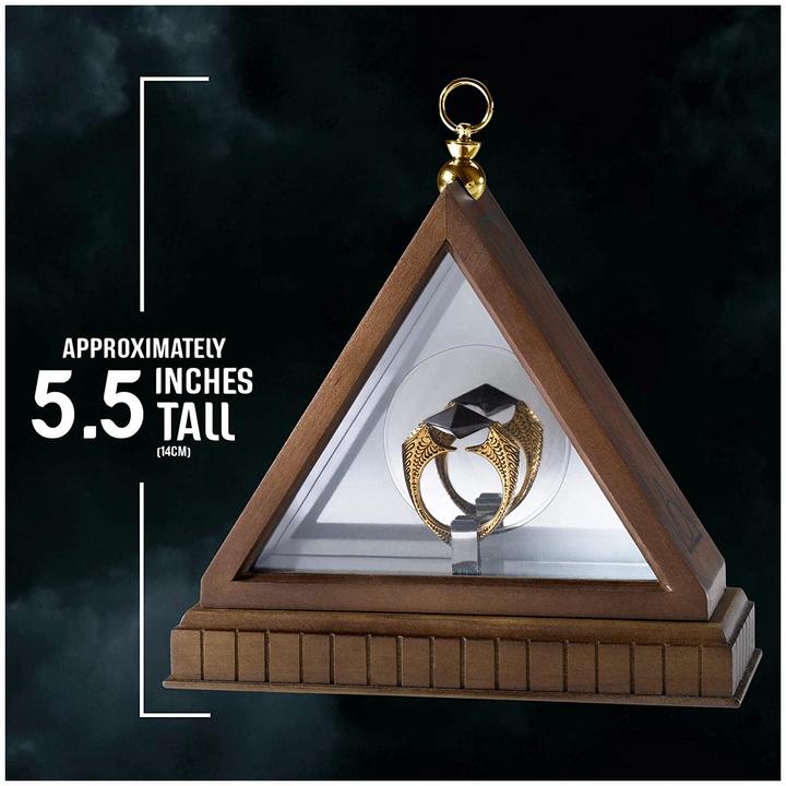 Actual product image Noble Collection Harry Potter replica 1/1 Lord Voldemort's Horcrux ring (gold plated)
