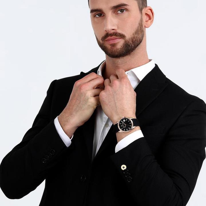 Produktbild Maserati Attrazione (Uhr mit Schmuckstein, 43 mm)