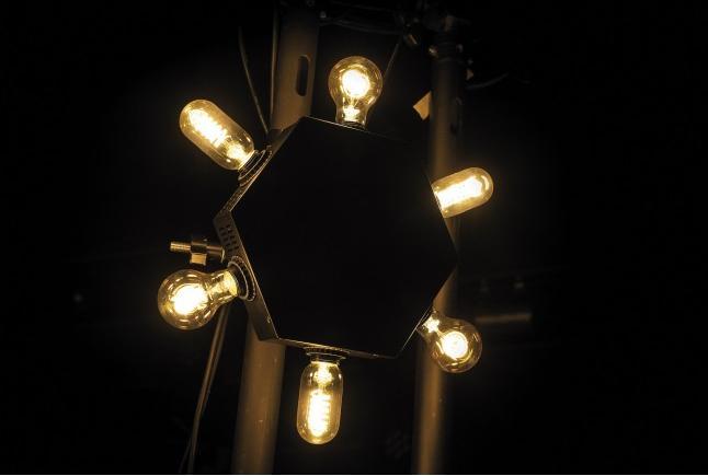 Image du produit Showtec Edison Star E6 DMX LED dimmer with 6 x E27 Socket (variateur LED DMX avec 6 prises E27) (LED)