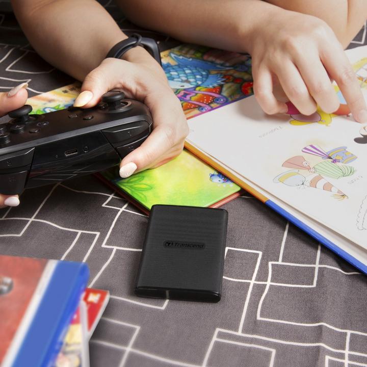 Actual product image Transcend ESD270C (250 GB)