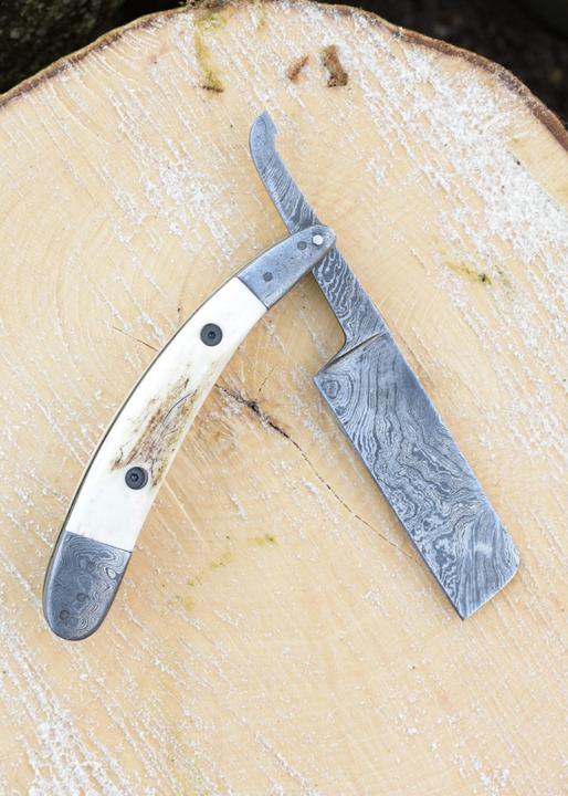 Battle Merchant Damast Rasiermesser Hirschhorn (8 cm)