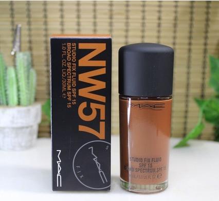 Image du produit MAC Cosmetics Studio Fix Fluid SPF 15 (N° NC57)