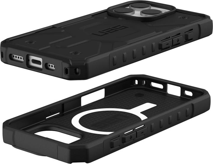 Actual product image UAG Pathfinder Magsafe (Apple iPhone 16 Pro)