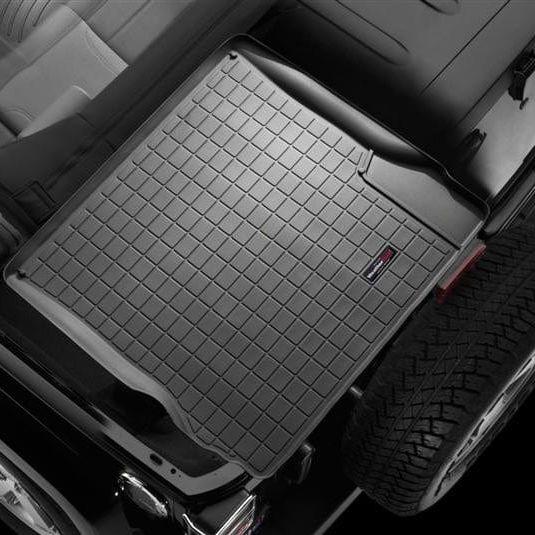 Image du produit WeatherTech Jeep Wrangler Unlimited 4 portes (2007-2010) Bac de coffre