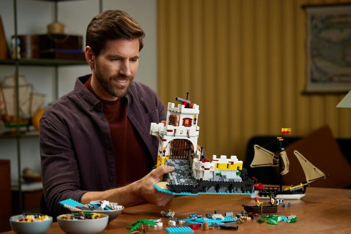 Image du produit LEGO Forteresse Eldorado 10320 (10320, LEGO Icons, LEGO difficiles à trouver)