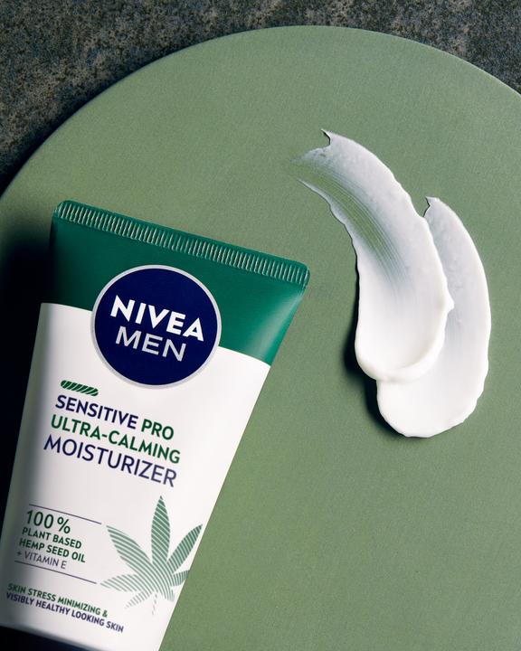 Produktbild NIVEA Sensitive Pro (75 ml, Tagescreme, SPF 15)