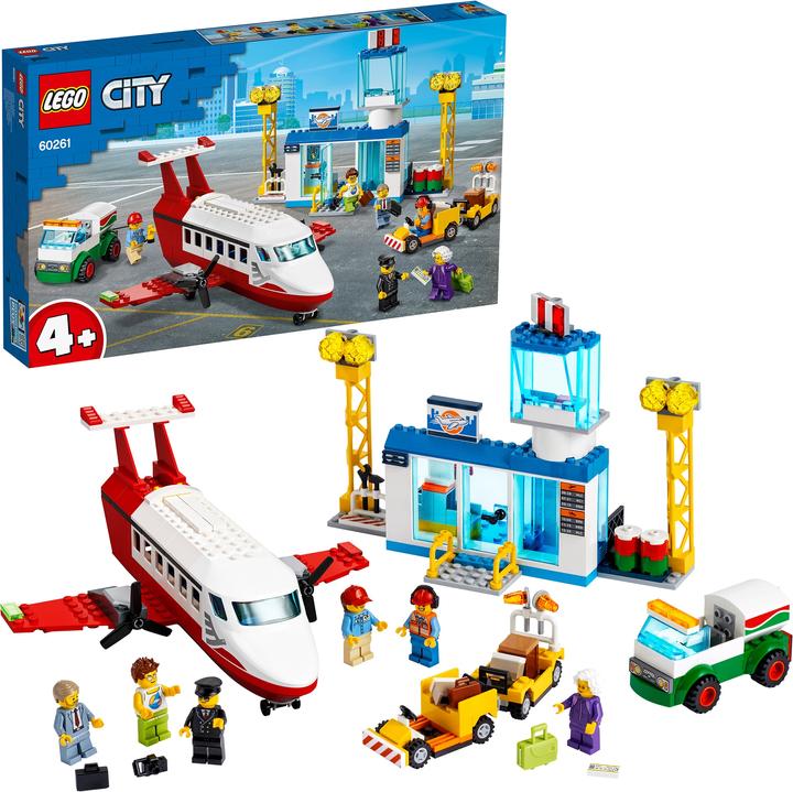 Actual product image LEGO Airport (60261, LEGO City)