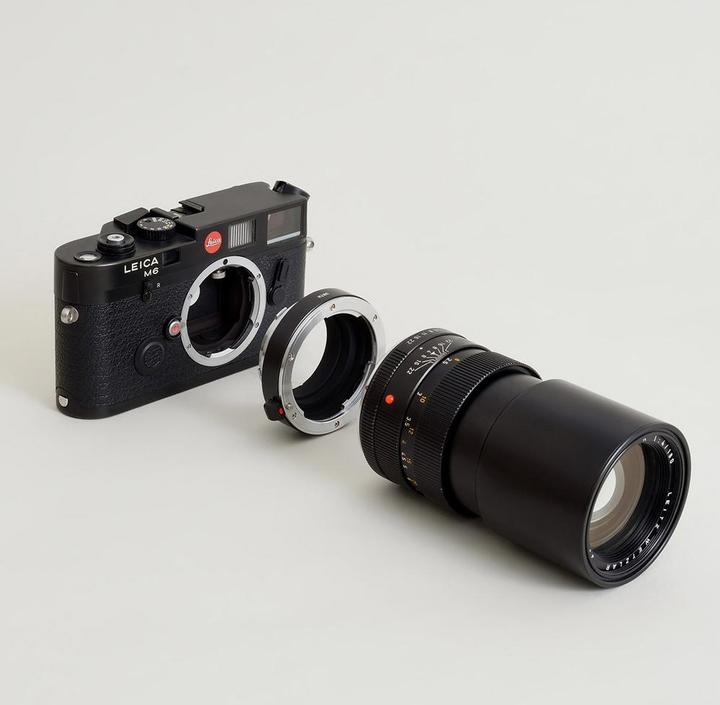 Produktbild Urth Lens Mount Adapter: Compatible with Leica R Lens to Leica M Camera Body