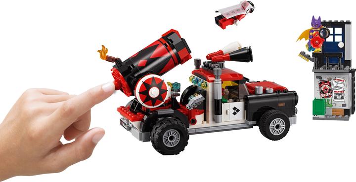 Actual product image LEGO Batman Movie Harley Quinn Cannonball Attack (70921, LEGO DC)