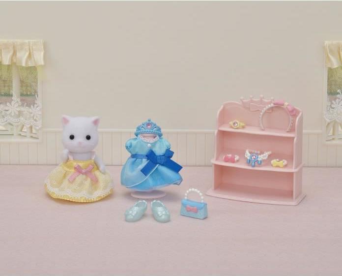 Actual product image Sylvanian Families SYL princesses dressing set with figure