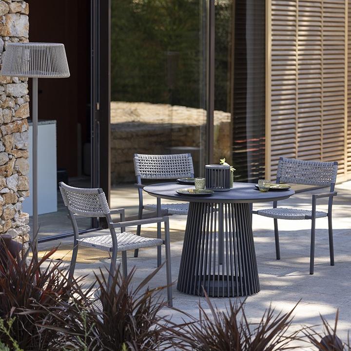 Produktbild Les Jardins Geflochtener stapelbarer Rancho-Sessel FA07021