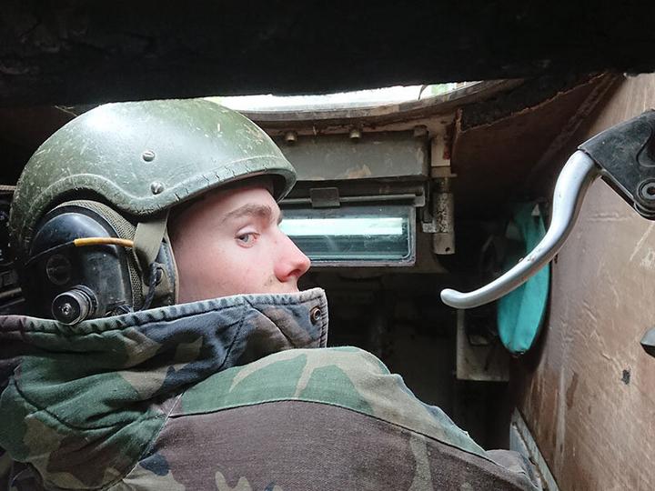 Produktbild Smartbox Apokas Paintball Park: Fahren eines Panzers aus dem Kalten Krieg (1 Pers.)