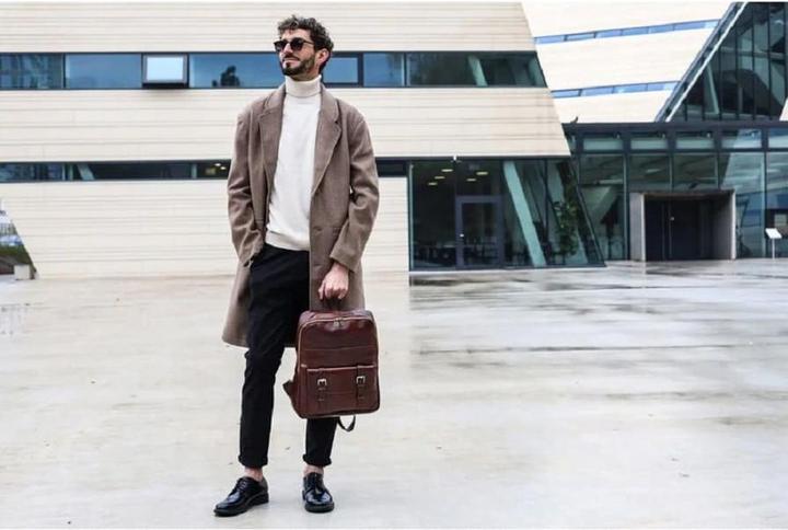 Image du produit Only-Bags.Store Grand sac à dos en cuir marron