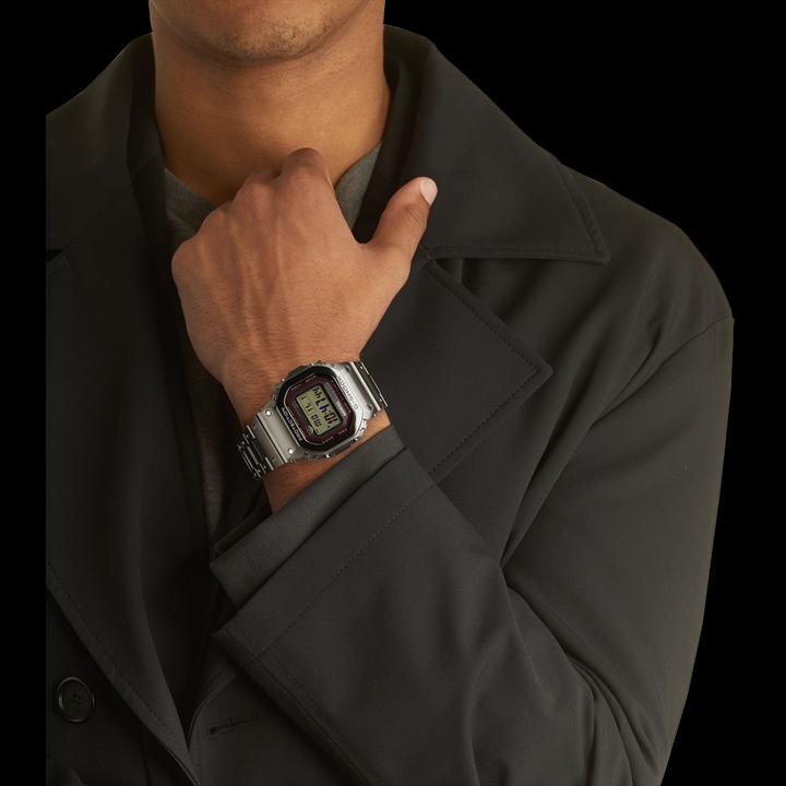 Produktbild Casio MRG-B5000D-1DR (Taucheruhr)