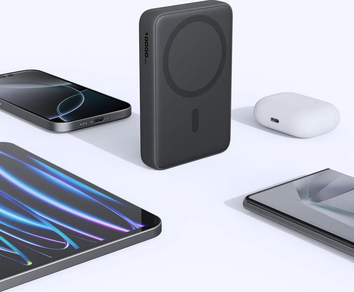 Produktbild Aukey MagFusion Slim (10000 mAh, 20 W, 37 Wh)