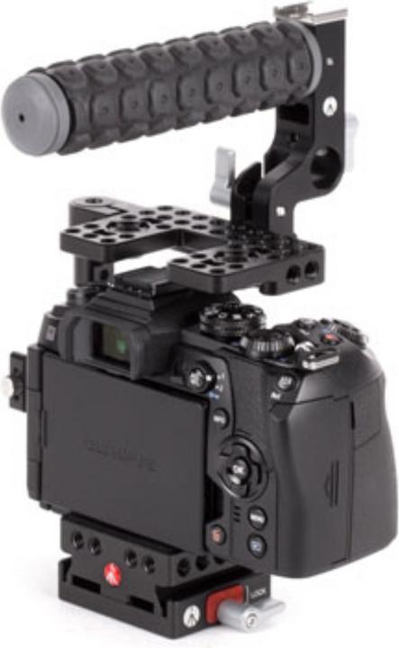 Actual product image Wooden Camera Unified DSLR Handle Rubber Grip (3/8-16 Thread)