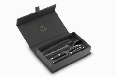 Actual product image Parker Pen Parker IM Duo Pen Gift Set | Fountain Pen, Ballpoint Pen & Pen Pouch | Black Lacquer Finish with Chr (Black)