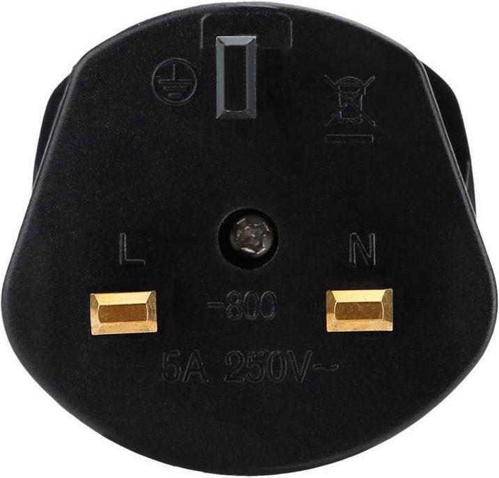 Produktbild Intirilife Steckdosenadapter UK Typ G auf USA Typ A