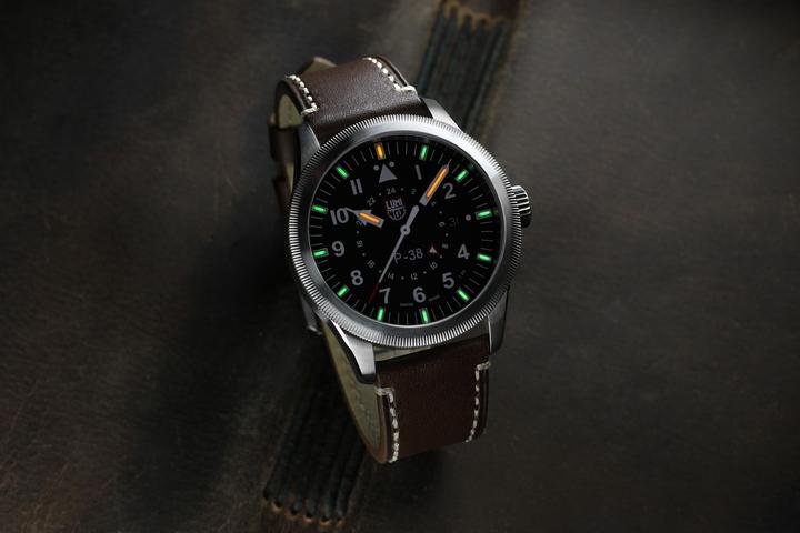 Image du produit Luminox P-38 Lightning Gmt 9520 Series (Montre pilote, 42 mm)