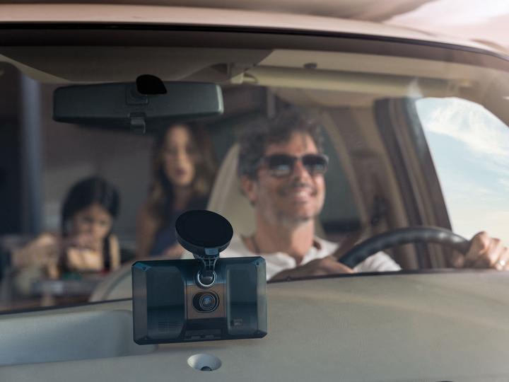 Produktbild Garmin Campercam 795 MT-D EU (7")