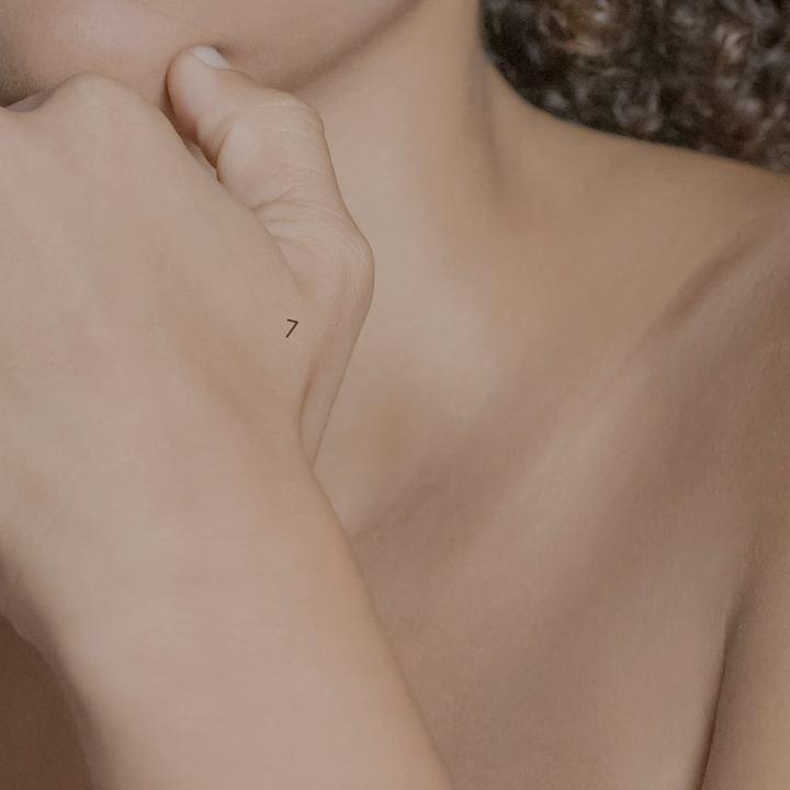 Image du produit minink Tatouage temporaire - Numéro 7