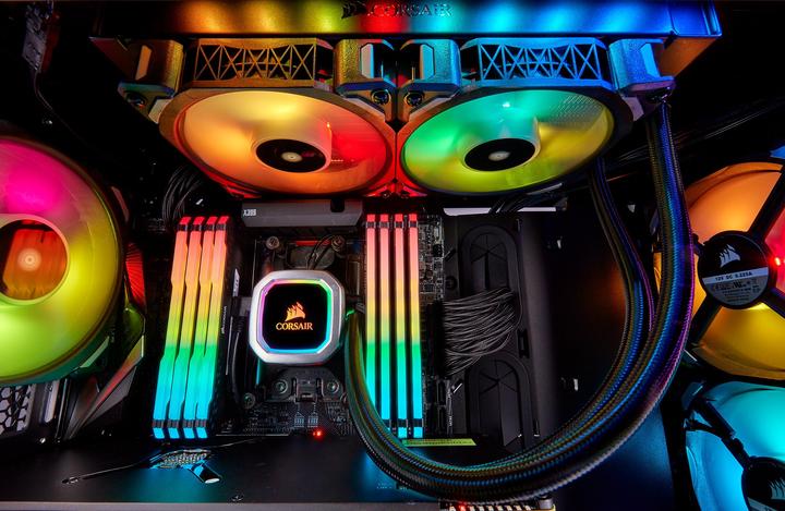Image du produit Corsair H100i RGB Platine