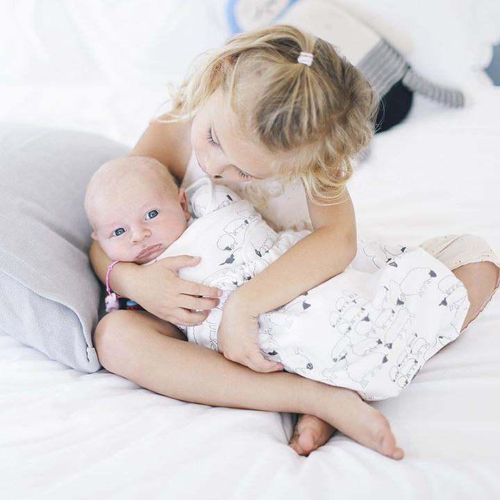 Actual product image Ergobaby Puck Me Bag