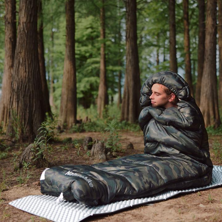 Image du produit Naturehike Warmy square with hat warming cotton sleeping bag M400/Green/left