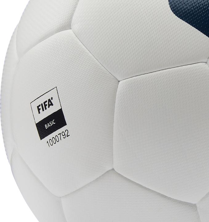 Actual product image Kipsta F500 Hybrid