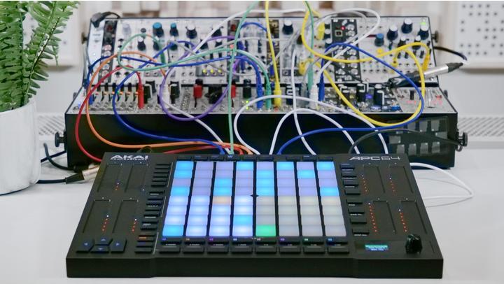 Produktbild Akai Professional APC 64 (Controller)