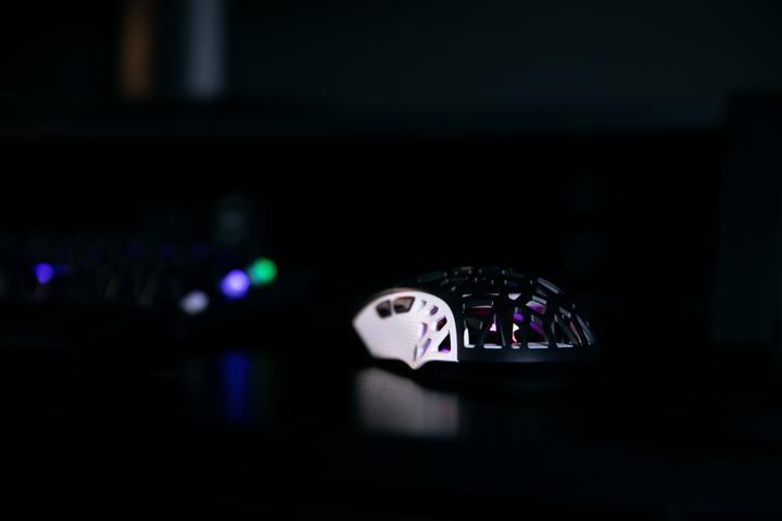 Produktbild Konix Souris Ultra Light - Magic The Gathering (Kabelgebunden)