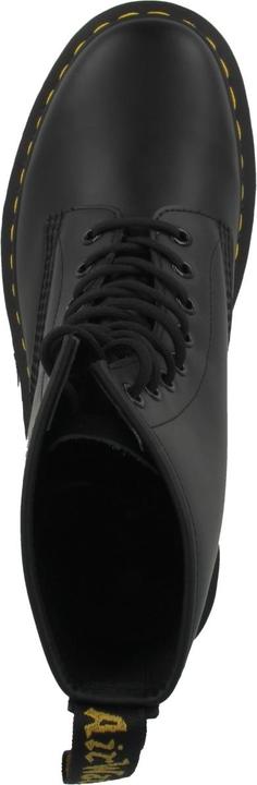 Actual product image Dr. Martens boots (38)