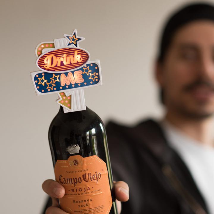 Actual product image Suck UK Drink Me Topper