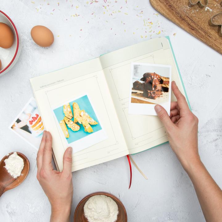 Image du produit Suck UK My Baking Journal - Français (À rayures, Couverture rigide)