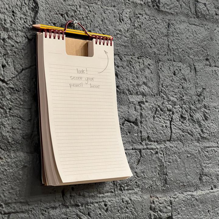 Produktbild Suck UK Hang-Up Notebook (A5, Kariert, Kein Einband)